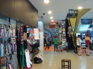 杭州中星外貿服飾城全攻略 地址交通、拿貨秘訣與營業指南