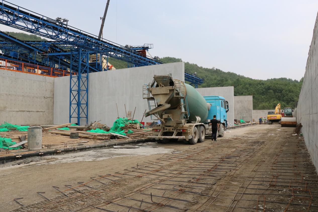 襄陽谷城引江補漢工程土建施工及金結機電安裝8標鐵匠溝砂石加工系統項目工地&ldquo;5&middot;27&rdquo;一般車輛傷害事故調查報告
